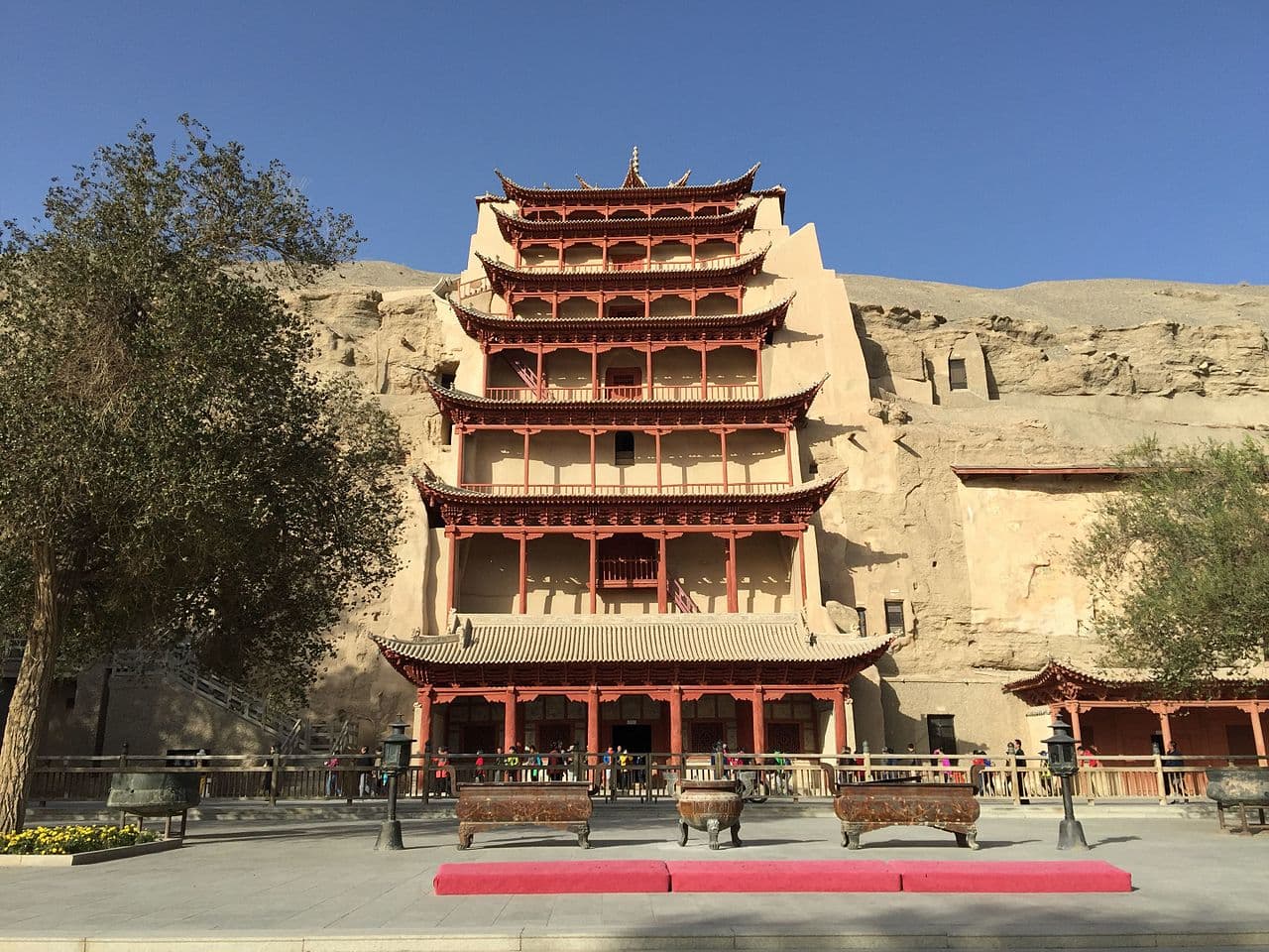 莫高窟 来自 Wikimedia Commons
