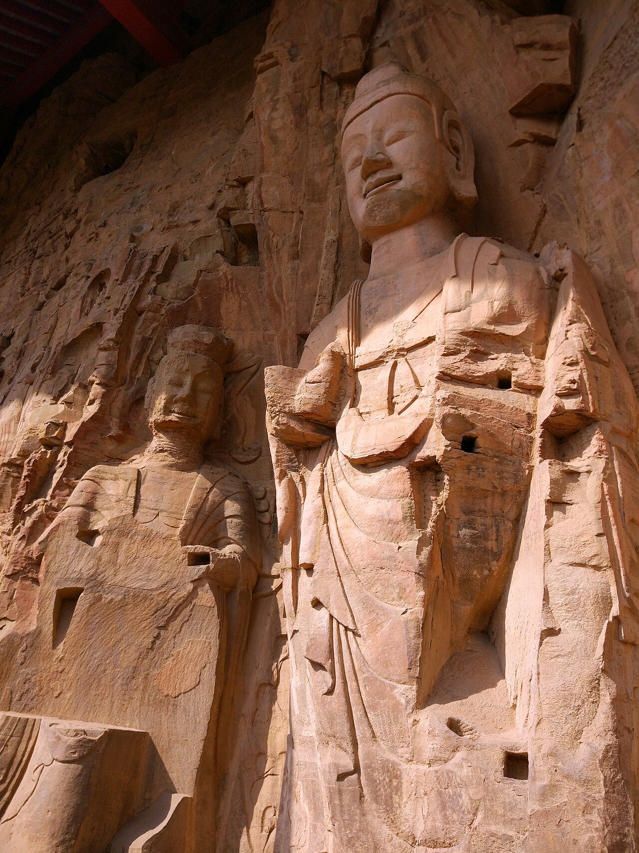 巩县石窟 来自 Wikimedia Commons