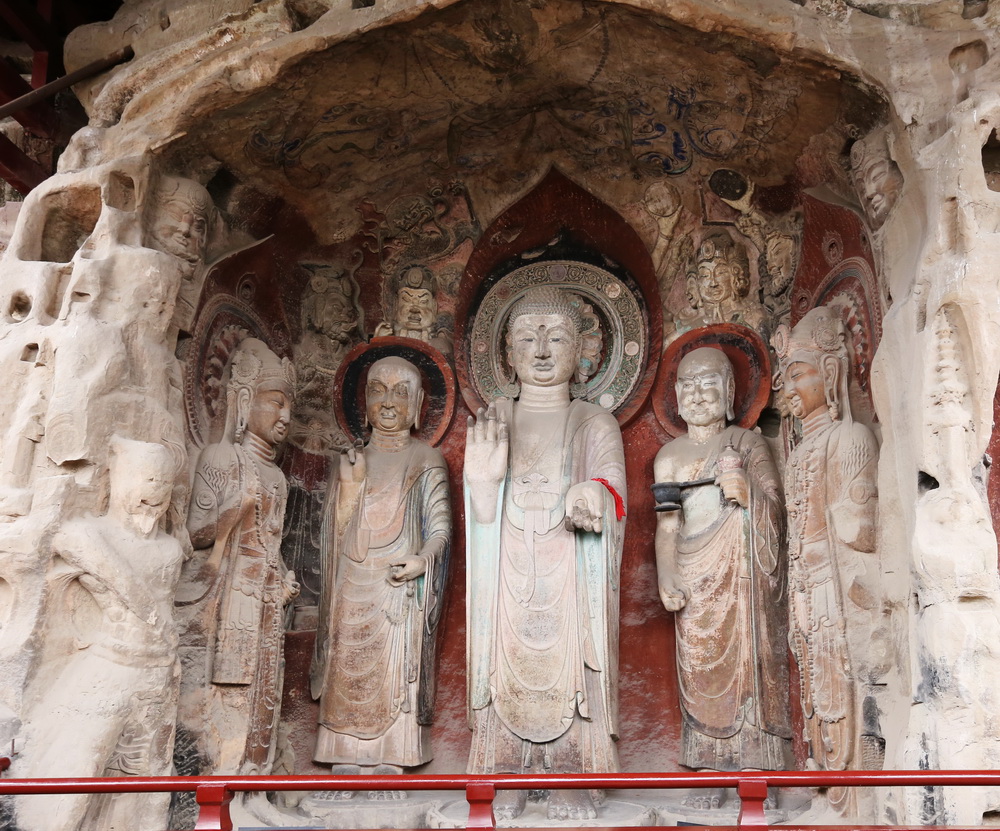 皇泽寺摩崖造像 来自 Wikimedia Commons